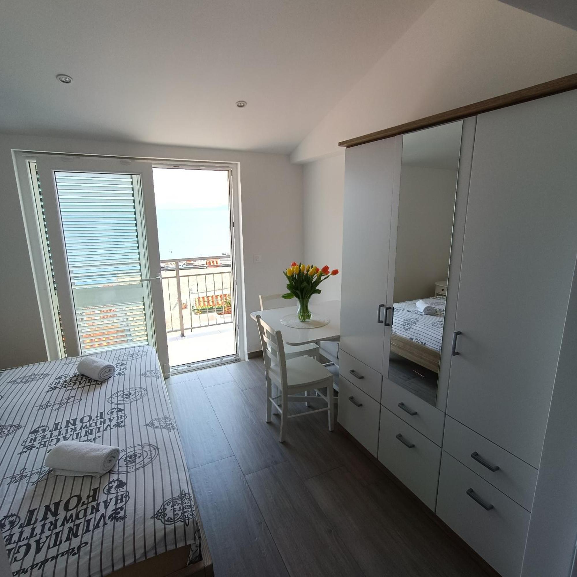 Apartmani Kristijan Igrane Εξωτερικό φωτογραφία